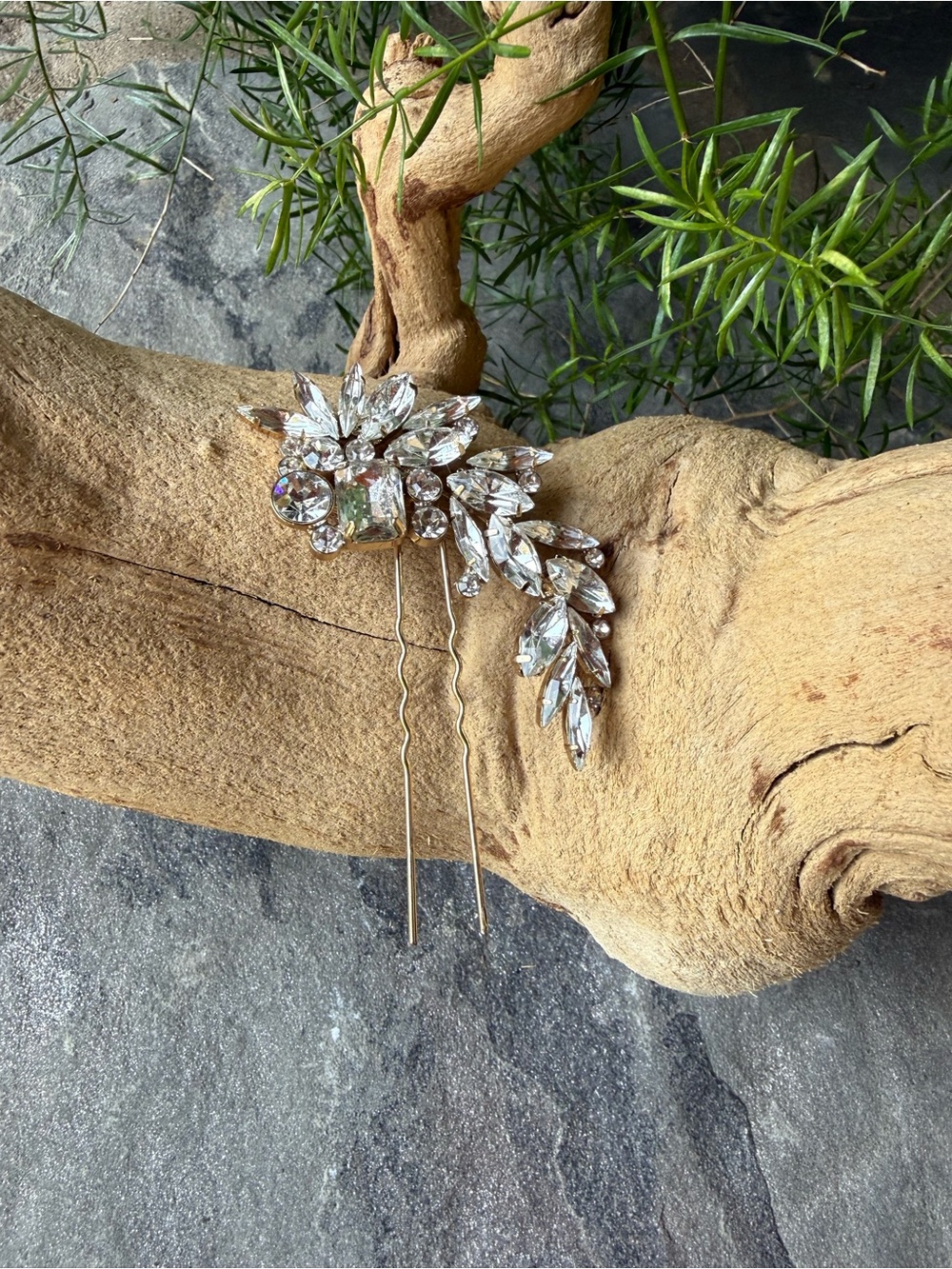New🌟BHLDN-Anthropologie-Crystal Leaf Bridal Hair Pin - Clear Sparkle